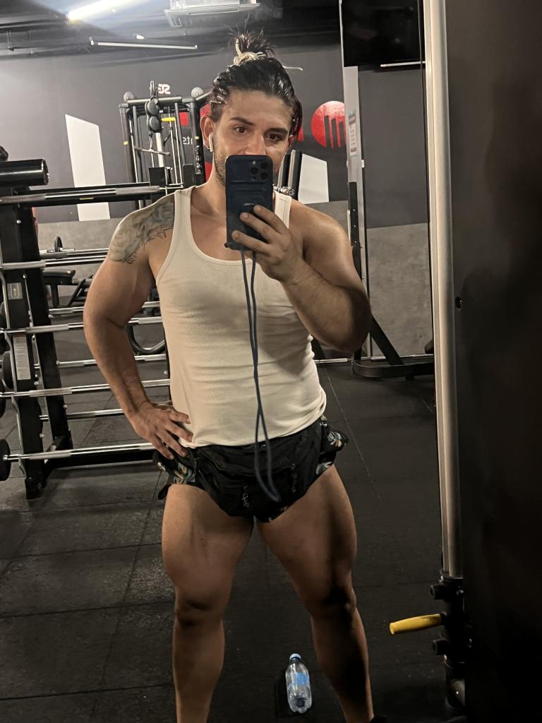 Chico busca chica en Cantabria: 