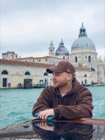 631860125: Chico busca chica en Madrid