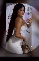 613673382: Chica busca chico en Sevilla