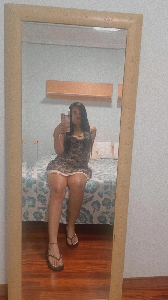 603900229: Chica busca chico en Lugo