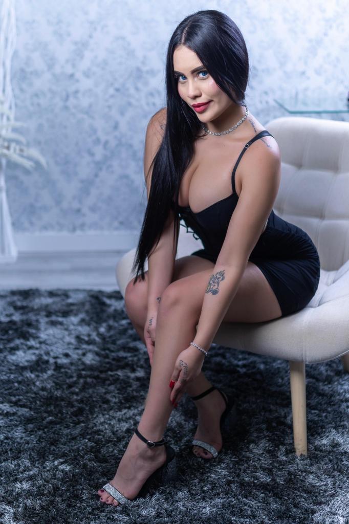 674467088: Chica busca chico en Cádiz