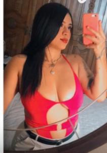 664838042: Chica busca chico en Valencia