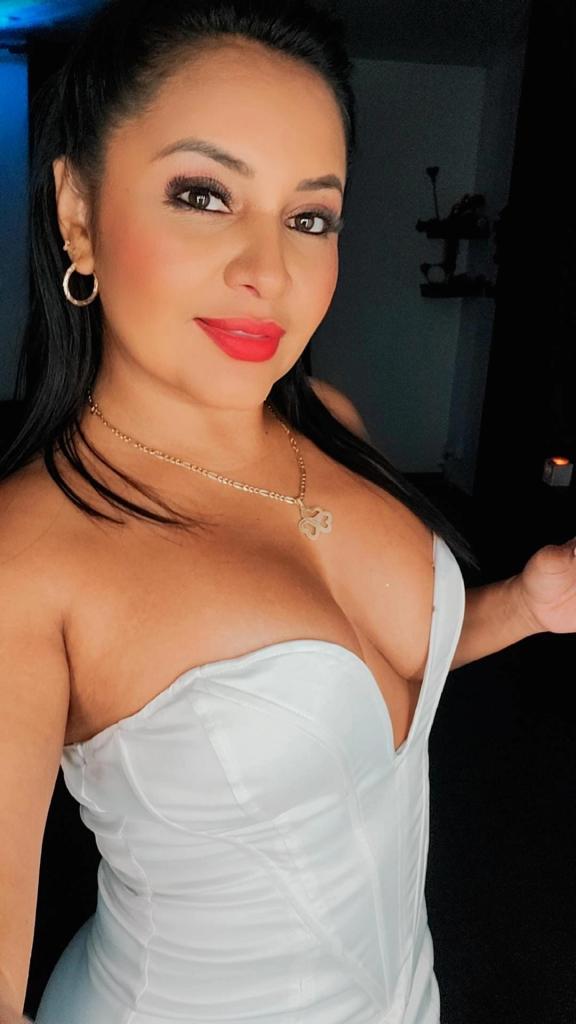 742022642: Chica busca chico en Las Palmas