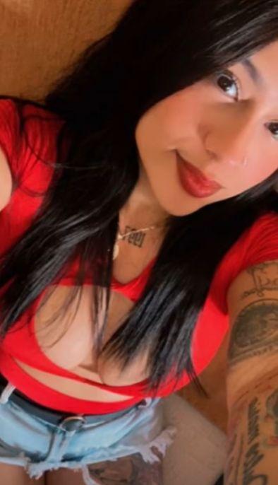 664838042: Chica busca chico en Valencia