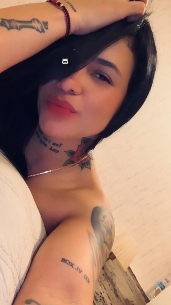 613273498: Chica busca chico en Valencia