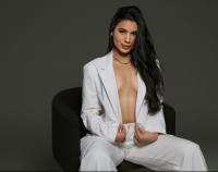 634183260: Chica busca chico en Ibiza