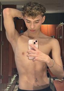 Chico busca chica en Madrid: 