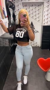 607897329: Chica busca chico en Cuenca