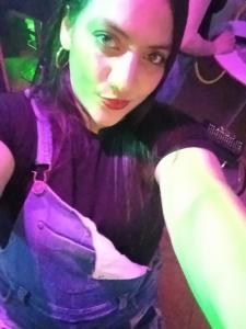 611295048: Chica busca chico en Huesca