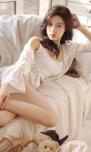 696678460: Chica busca chico en Barcelona