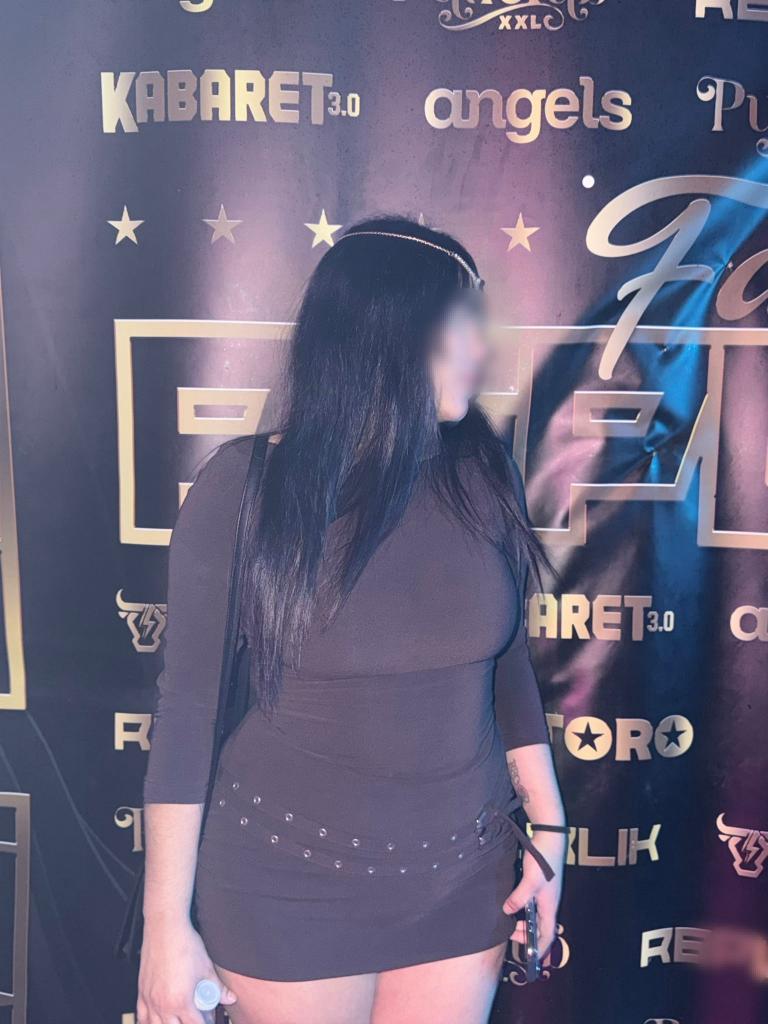 Chica busca chico en Lugo: 