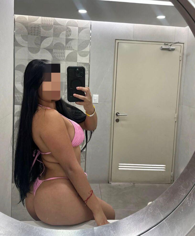642758350: Chica busca chico en Málaga