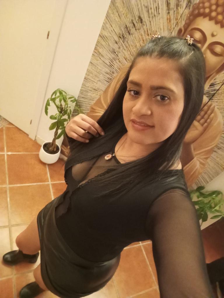 603758525: Chica busca chico en Málaga