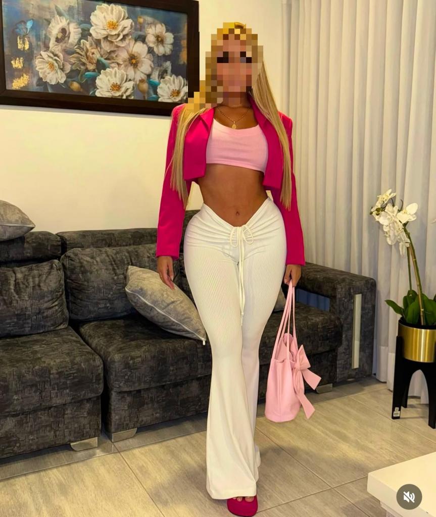 632281129: Chica busca chico en Cuenca