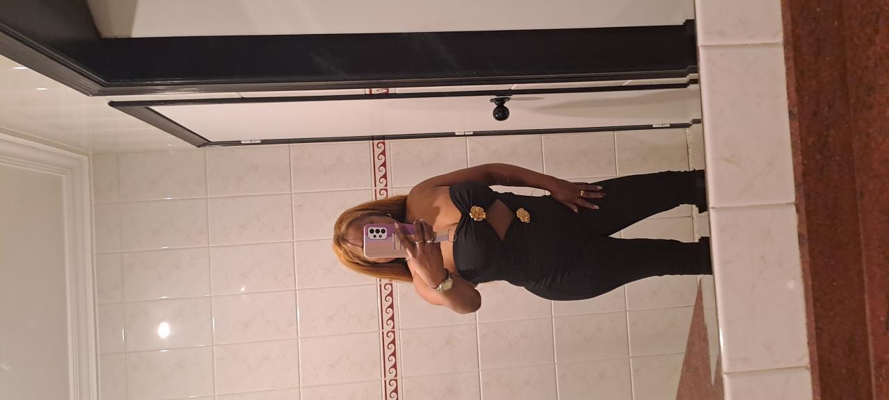 Chica busca chico en Orense: 