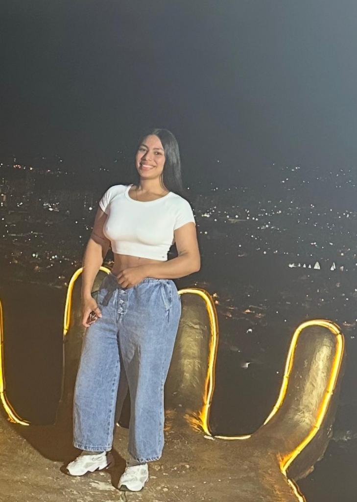 604191568: Chica busca chico en Barcelona