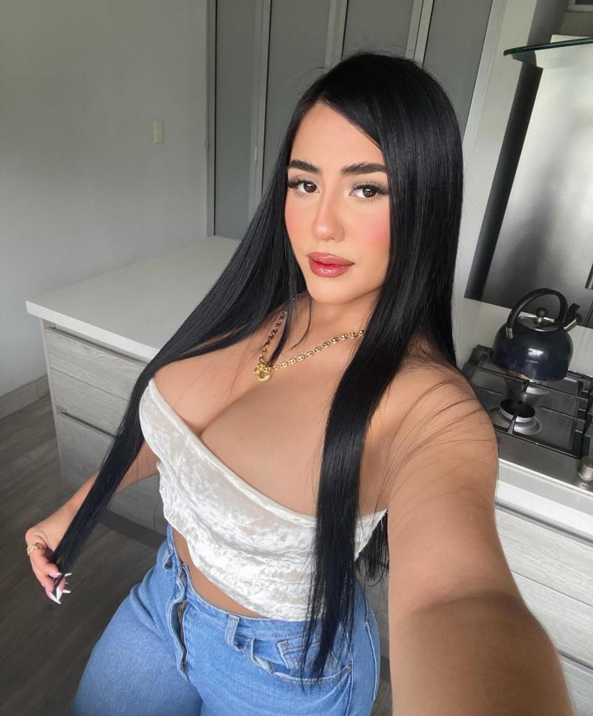 614688967: Chica busca chico en Murcia