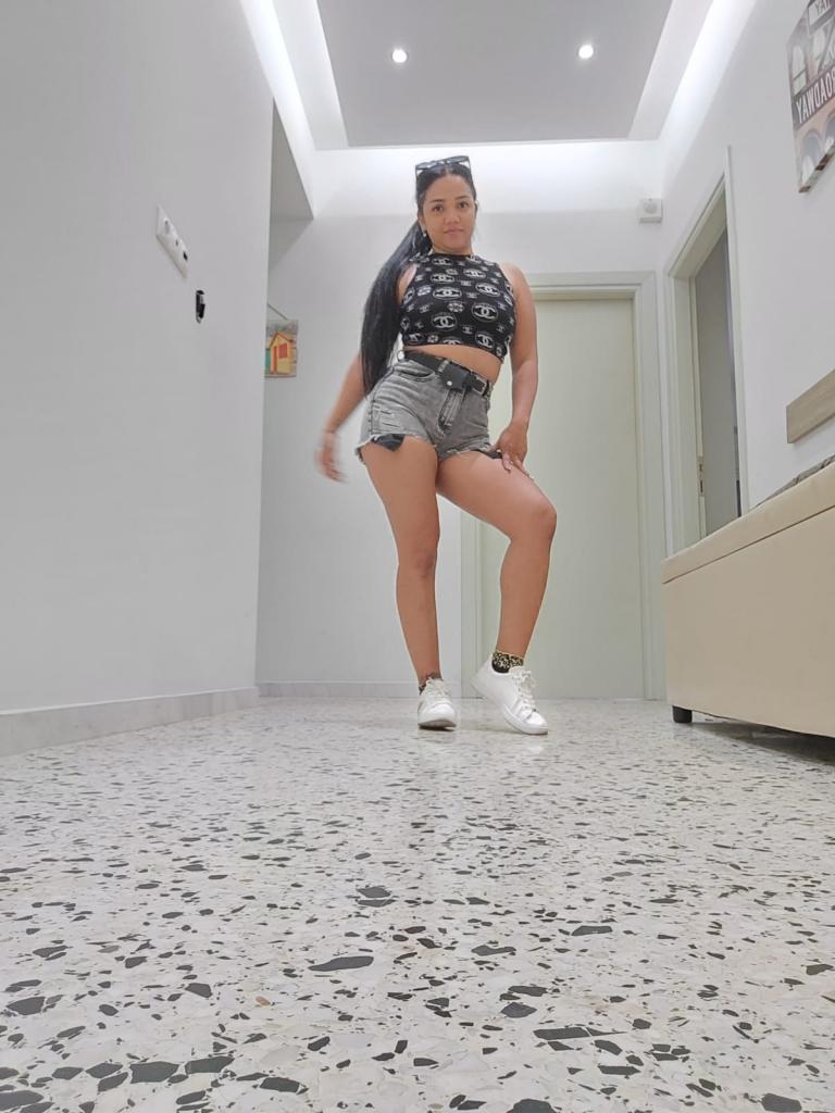 644823670: Chica busca chico en Las Palmas