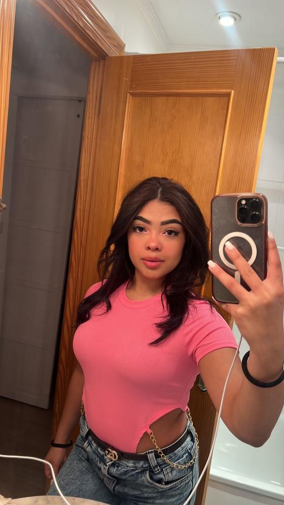 687484379: Chica busca chico en Alicante