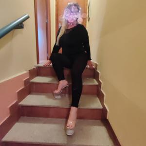 711266869: Chica busca chico en Valencia