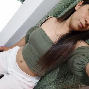 673502798: Chica busca chico en Barcelona