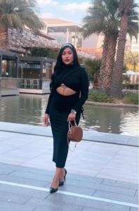 645575829: Chica busca chico en Barcelona