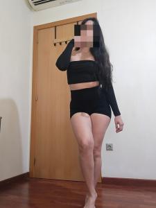 613106323: Chica busca chico en Orense