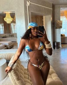 611282791: Chica busca chico en Orense