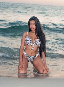 672643337: Chica busca chico en Madrid