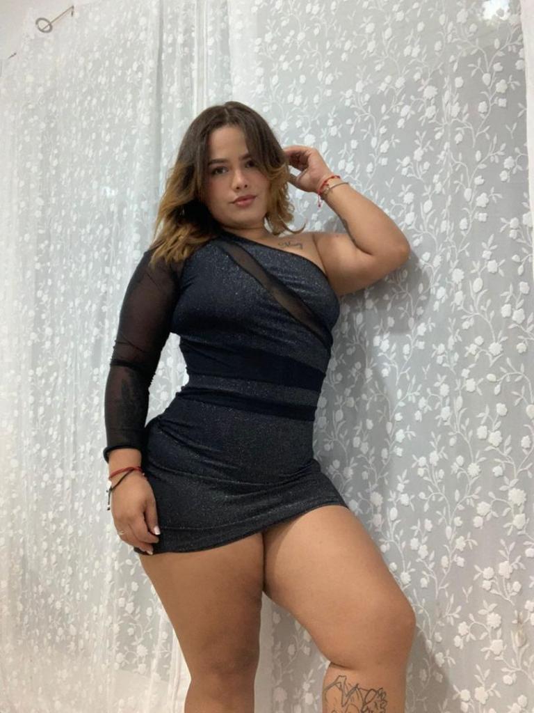 632266703: Chica busca chico en Sevilla