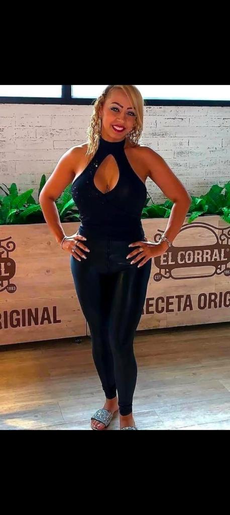 604317997: Chica busca chico en Almería