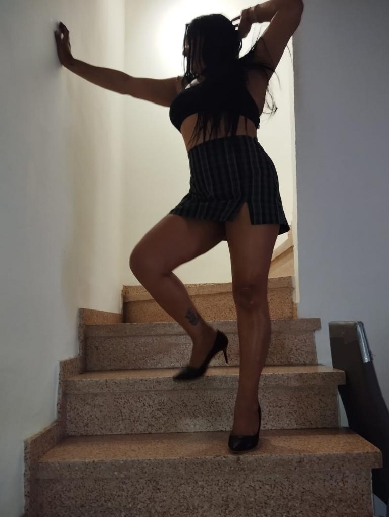 633175166: Chica busca chico en Málaga