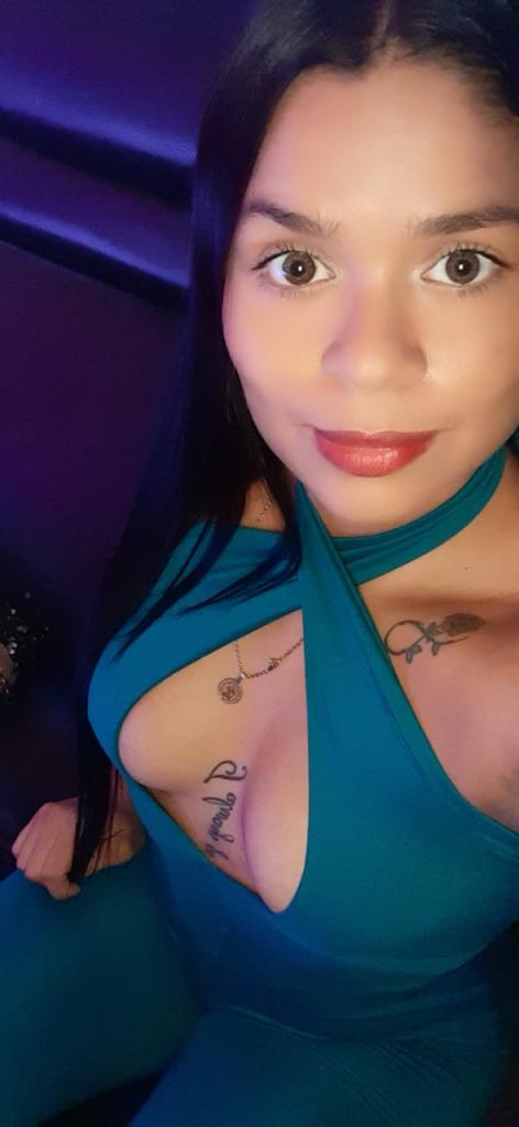 613617404: Chica busca chico en Almería