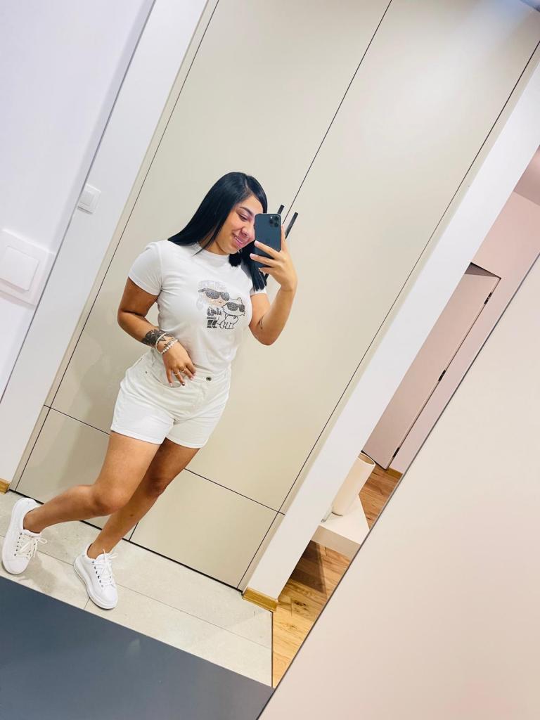 637986875: Chica busca chico en Tenerife