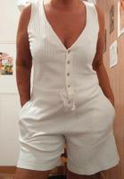 638183796: Chica busca chico en Gerona