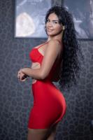 674624205: Chica busca chico en Barcelona