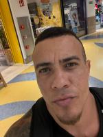 613998179: Chico busca chica en Cádiz