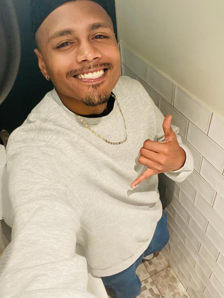 Chico busca chica en Barcelona: 