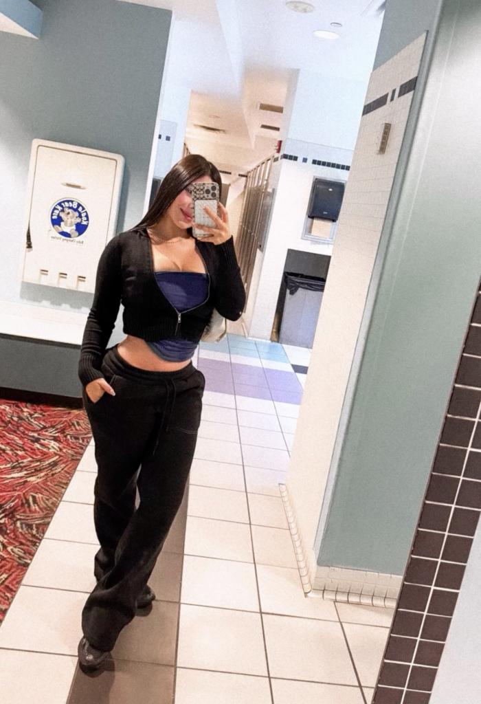 675420790: Chica busca chico en Almería