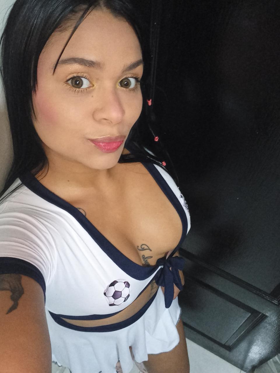 Chica busca chico en Almería: 