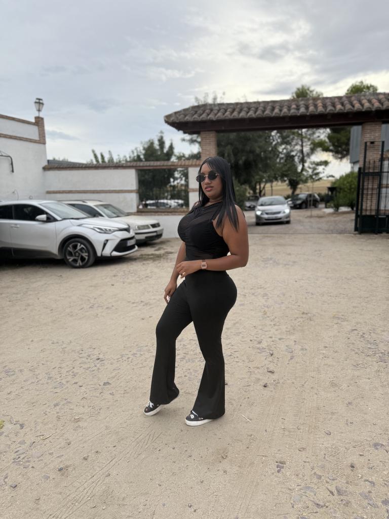 673937434: Chica busca chico en Valencia