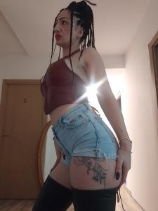 662142788: Chica busca chico en Barcelona
