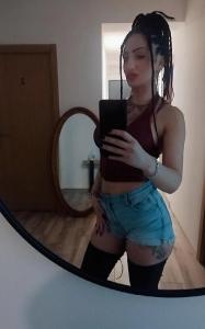 662142788: Chica busca chico en Barcelona