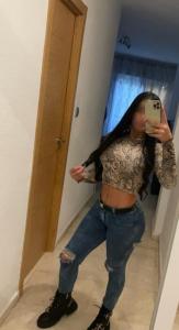 614832595: Chica busca chico en Málaga