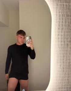 633602730: Chico busca chica en Murcia