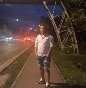 631896015: Chico busca chica en Burgos