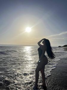 617449607: Chica busca chico en Madrid