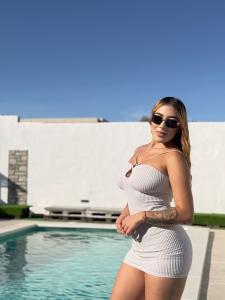 645211507: Chica busca chico en Alicante