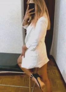 617563885: Chica busca chico en Cantabria