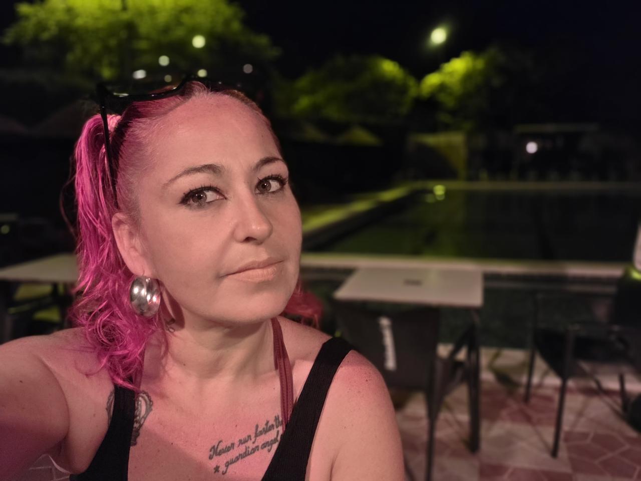 613211122: Chica busca chico en Alicante